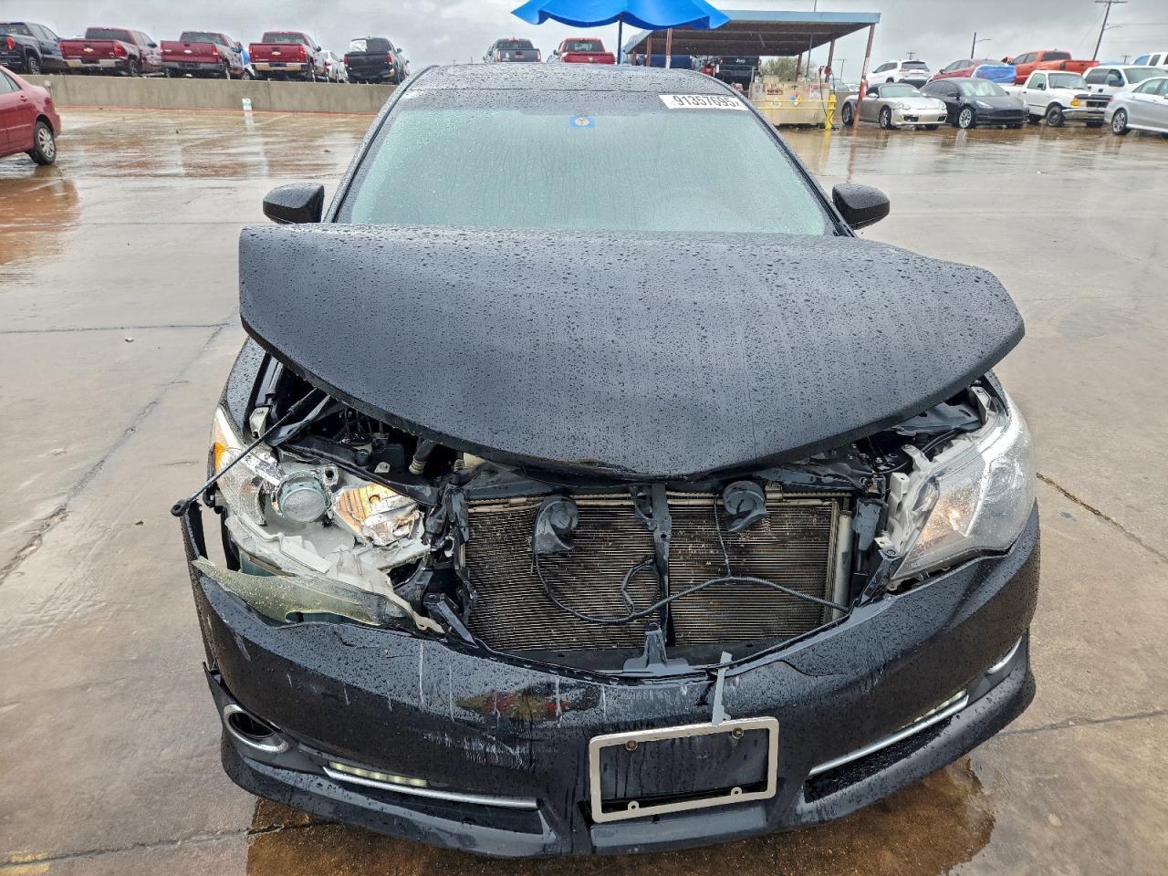 2014 TOYOTA CAMRY