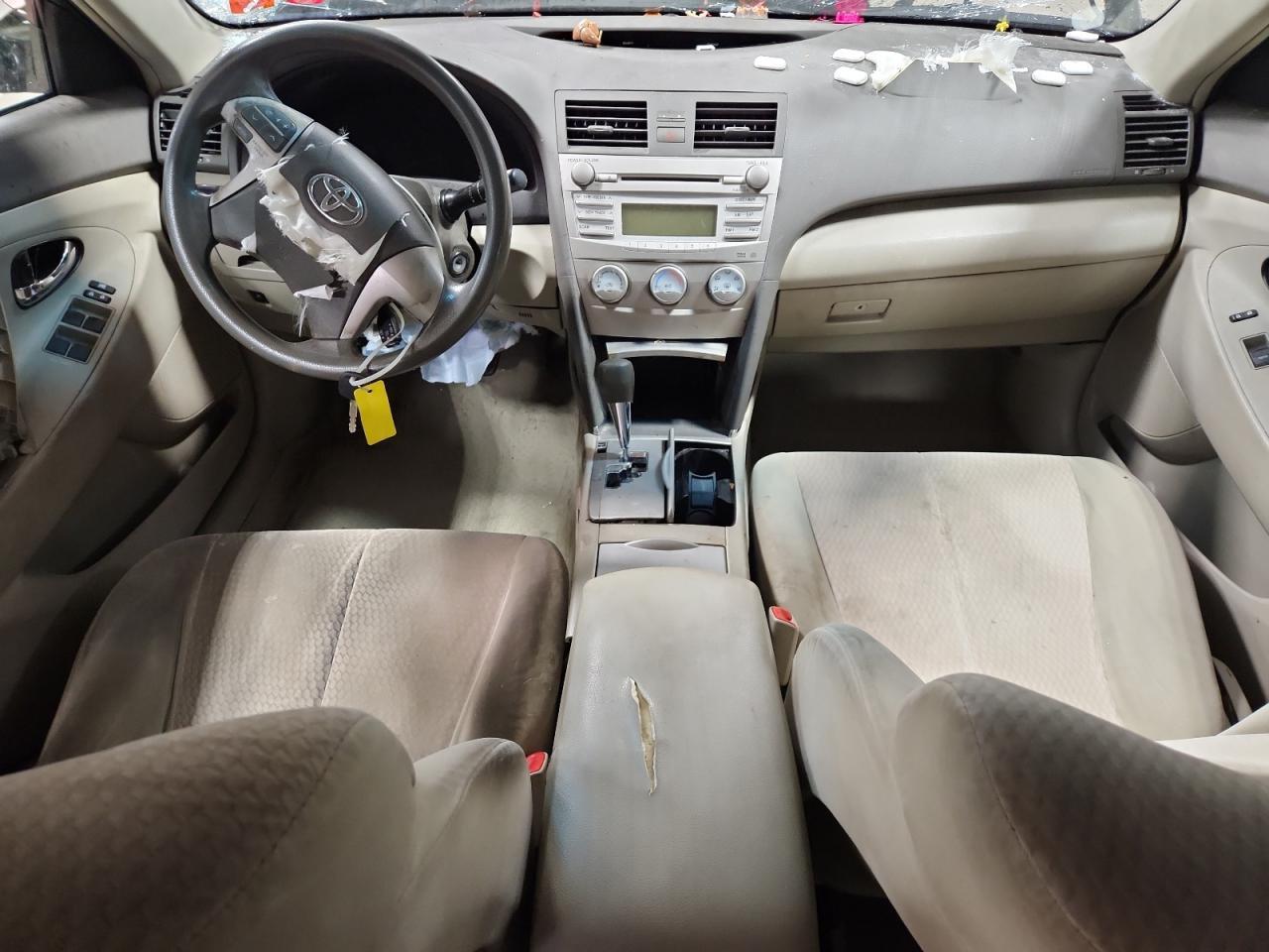 2010 TOYOTA CAMRY