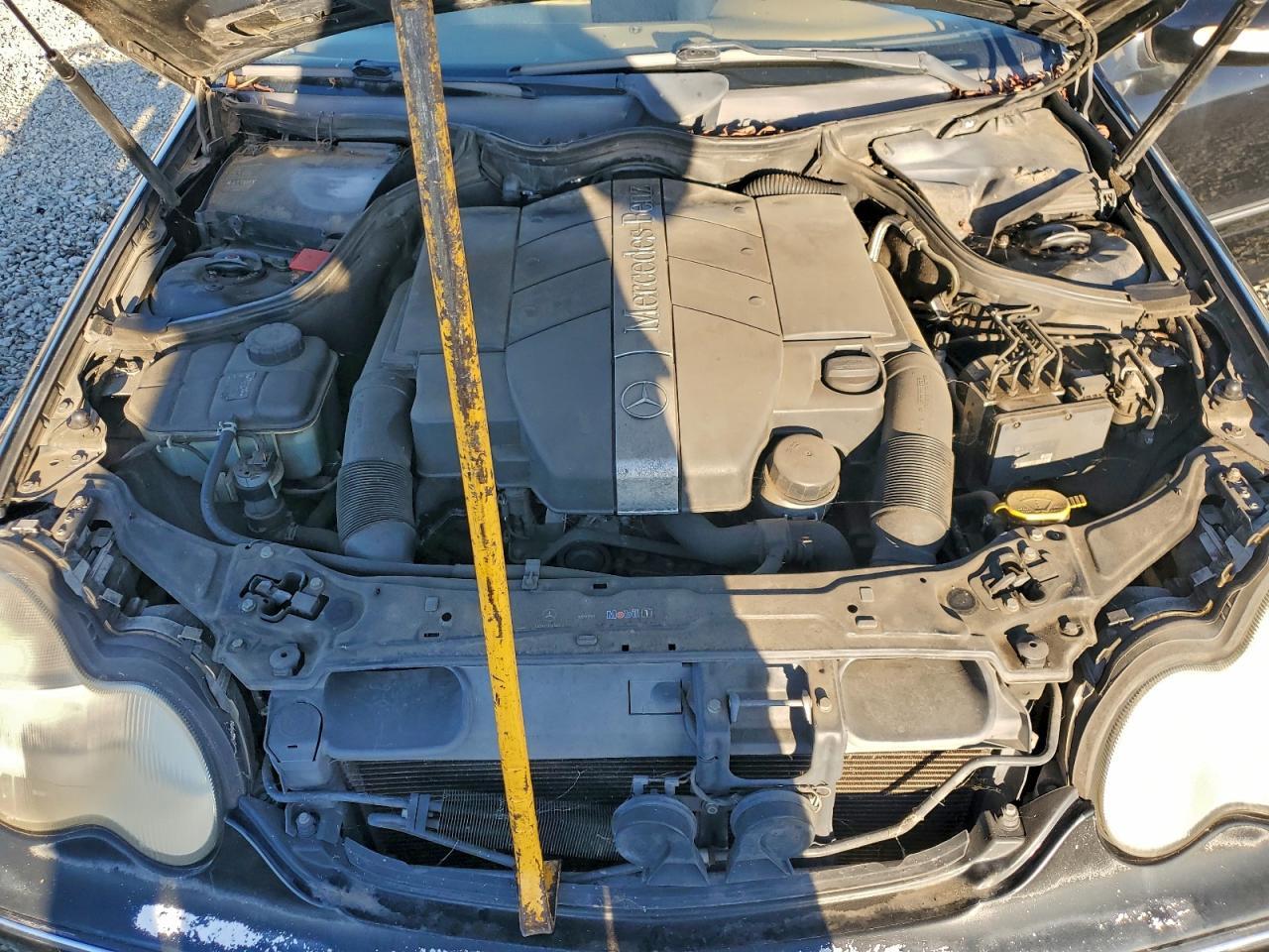 2002 MERCEDES-BENZ C-CLASS
