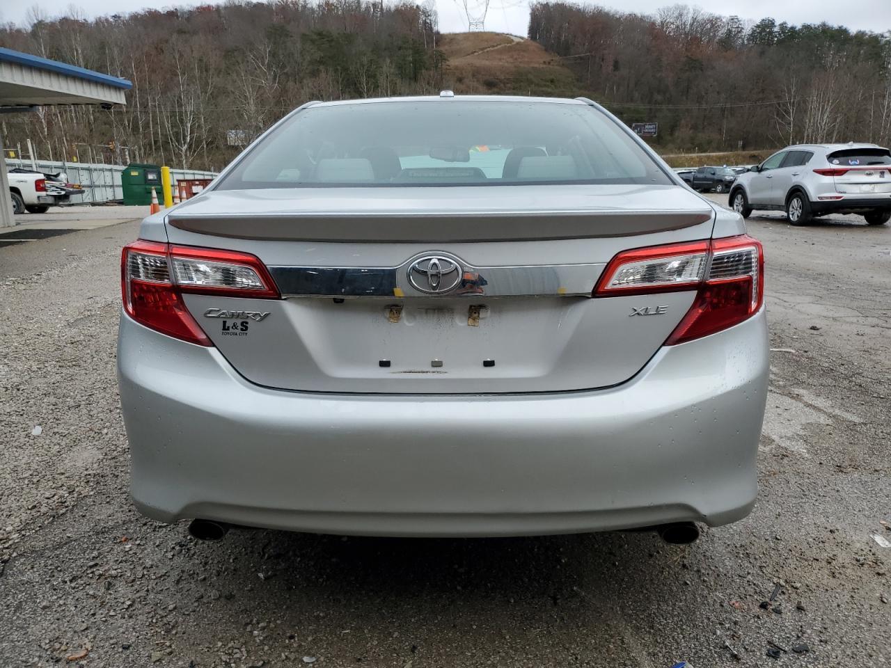 2012 TOYOTA CAMRY
