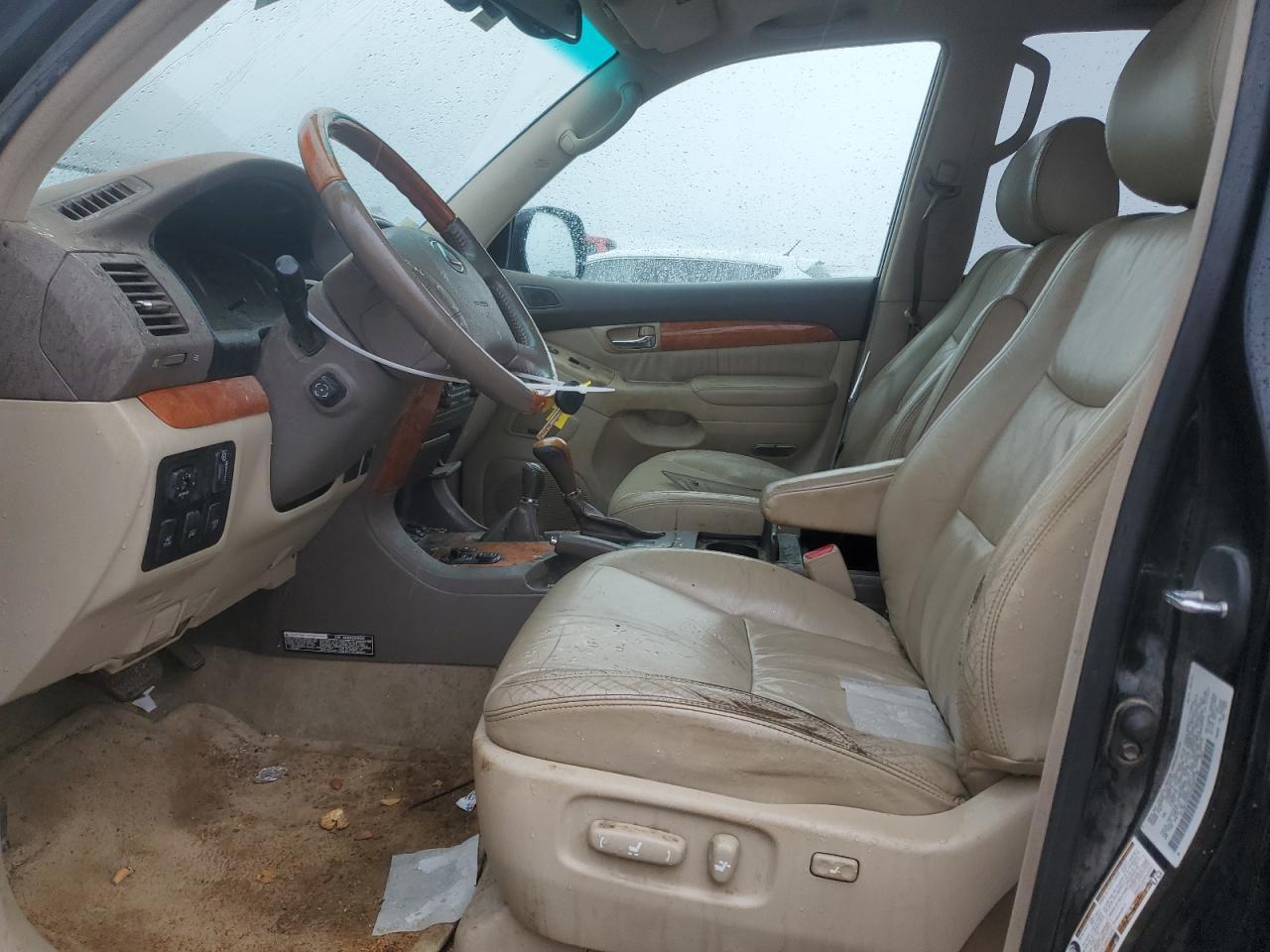 2004 LEXUS Gx 470