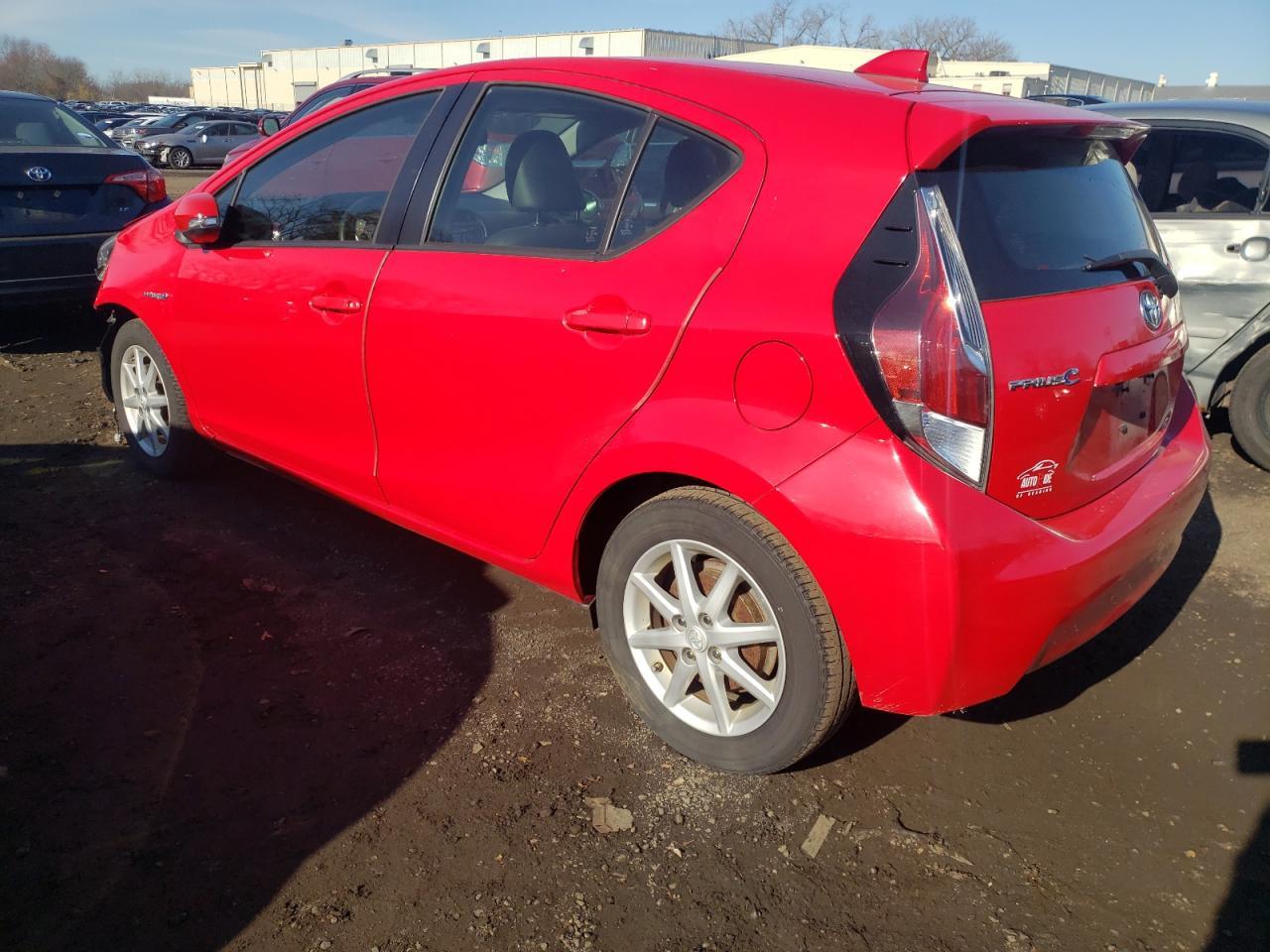 2016 TOYOTA Prius c