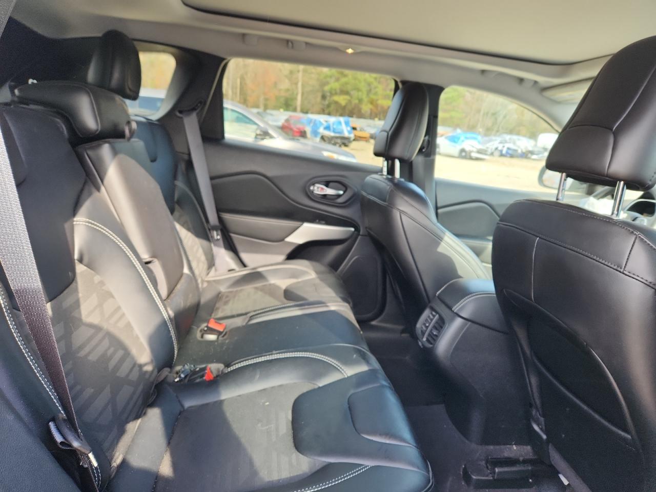 2022 JEEP CHEROKEE