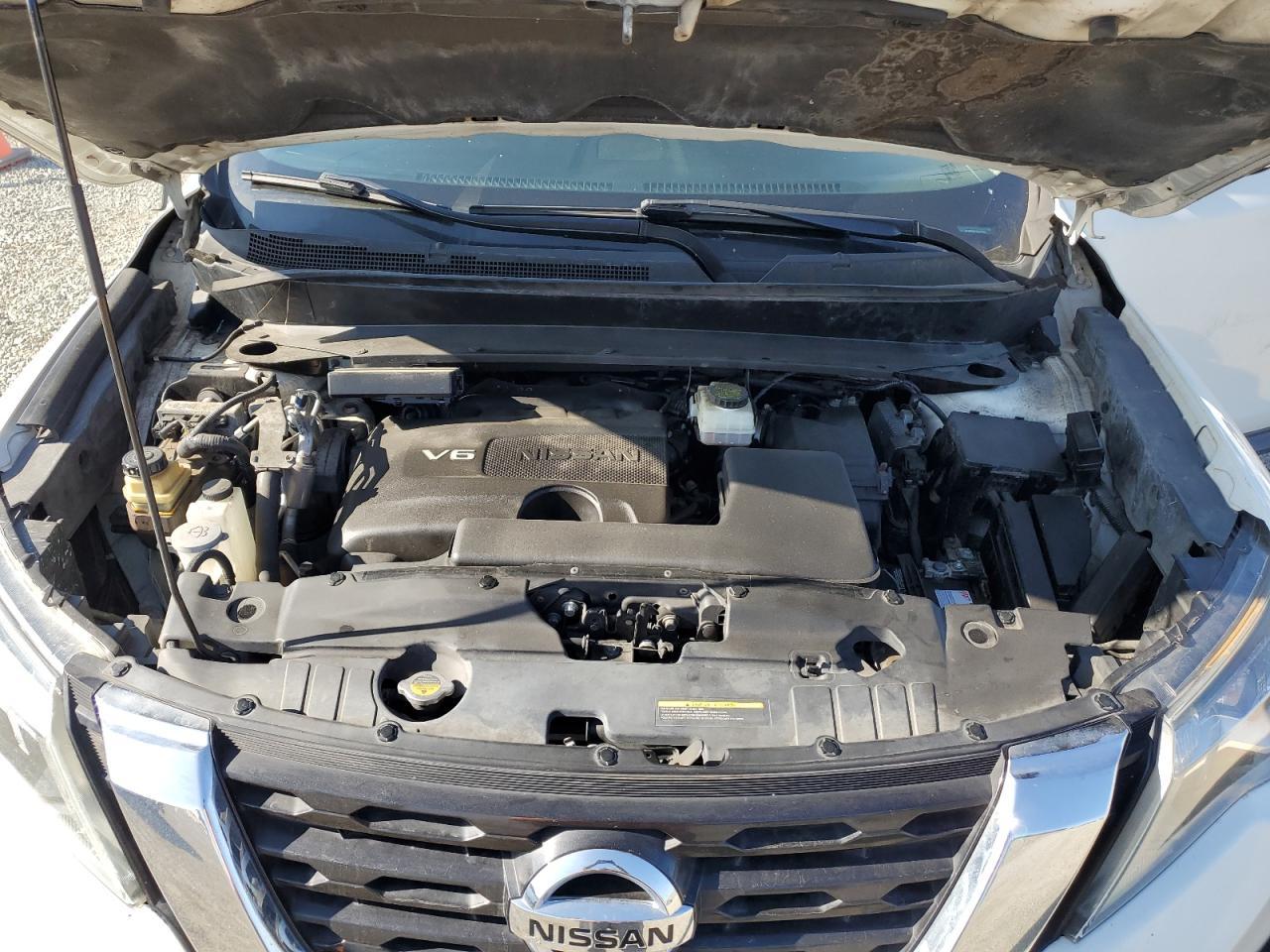 2017 NISSAN PATHFINDER