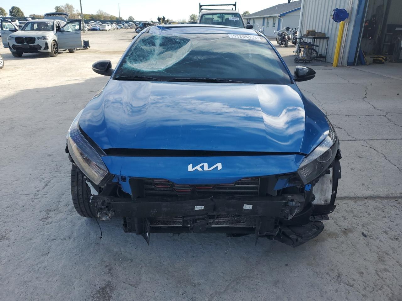 2023 KIA FORTE
