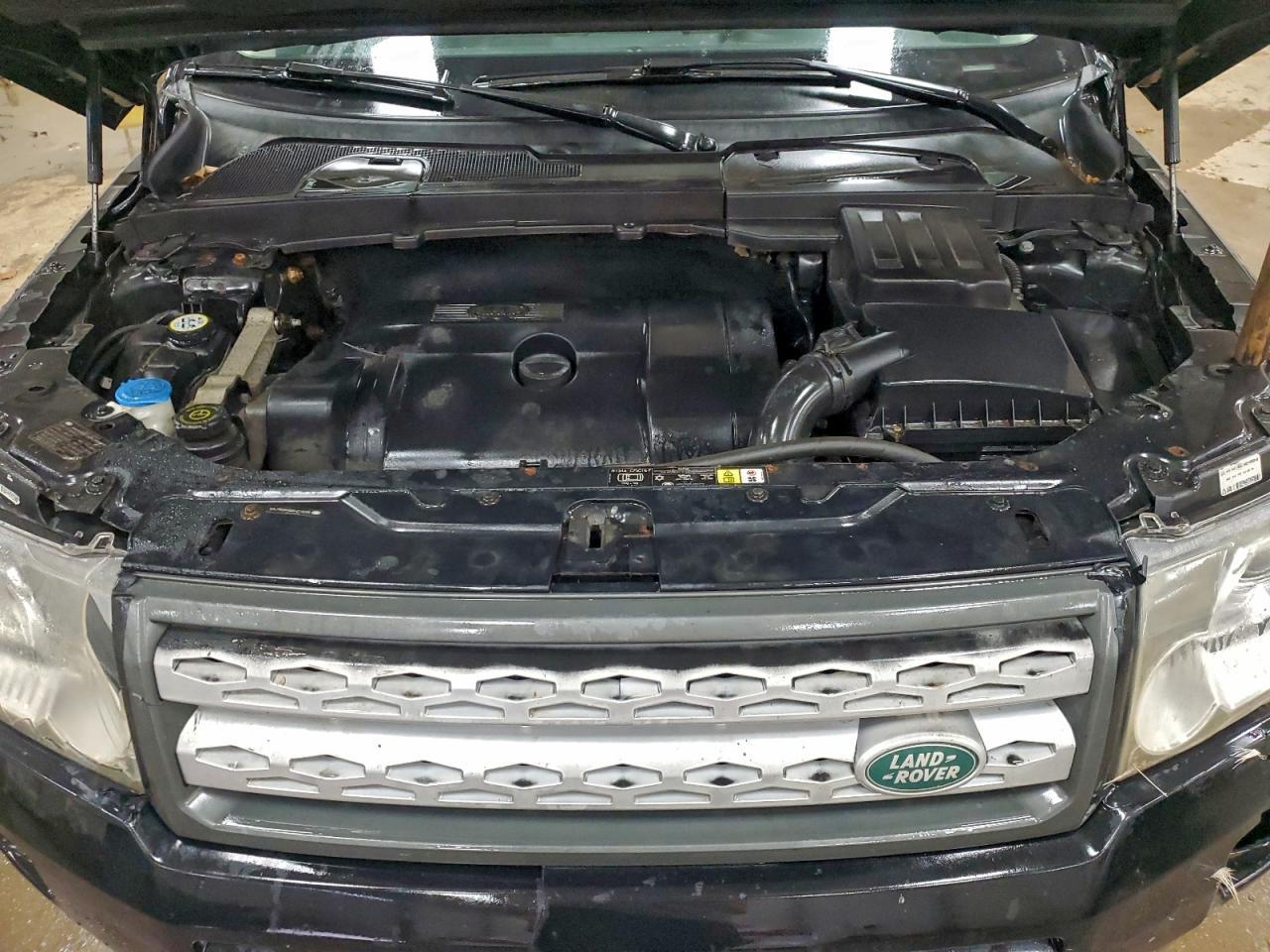 2011 LAND ROVER LR2