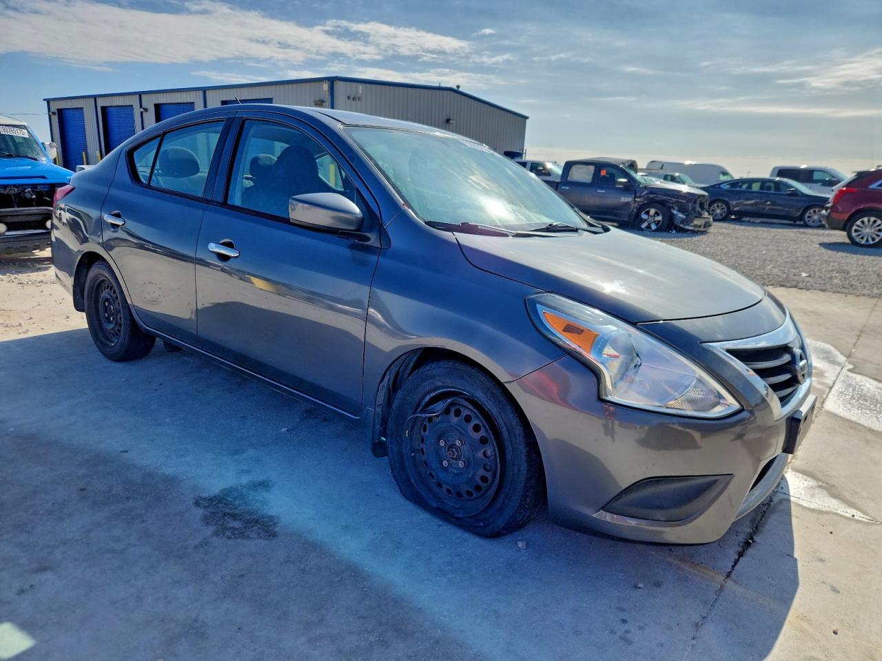 2018 NISSAN VERSA