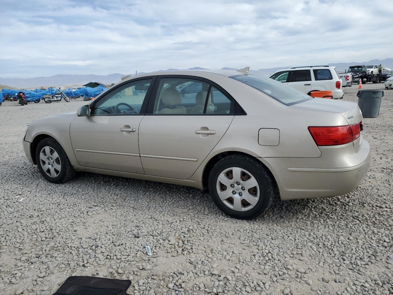 2010 HYUNDAI SONATA