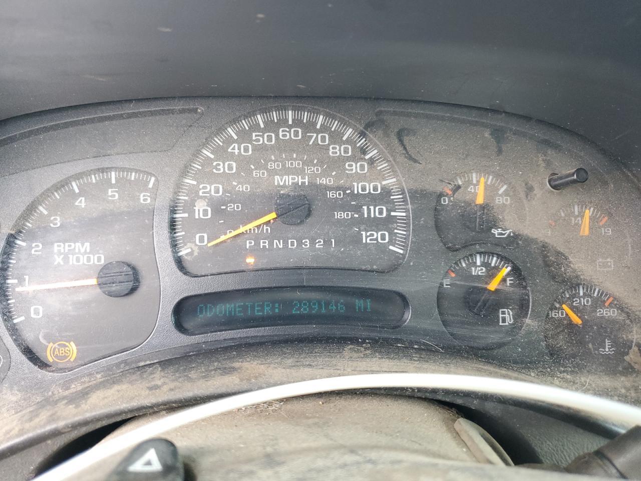 2004 CHEVROLET Silverado