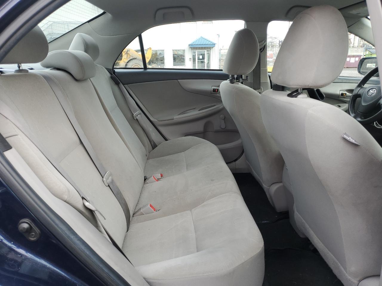 2011 TOYOTA COROLLA