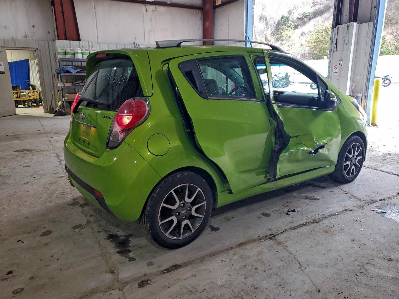 2014 CHEVROLET Spark