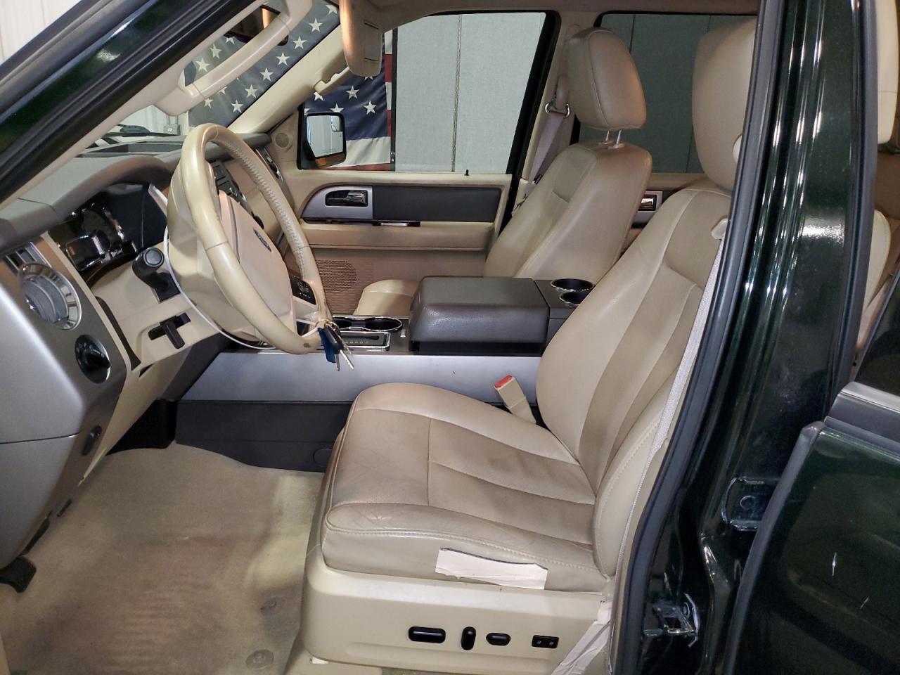 2013 FORD Expedition