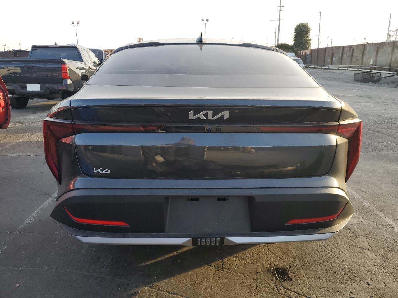 2025 KIA K4