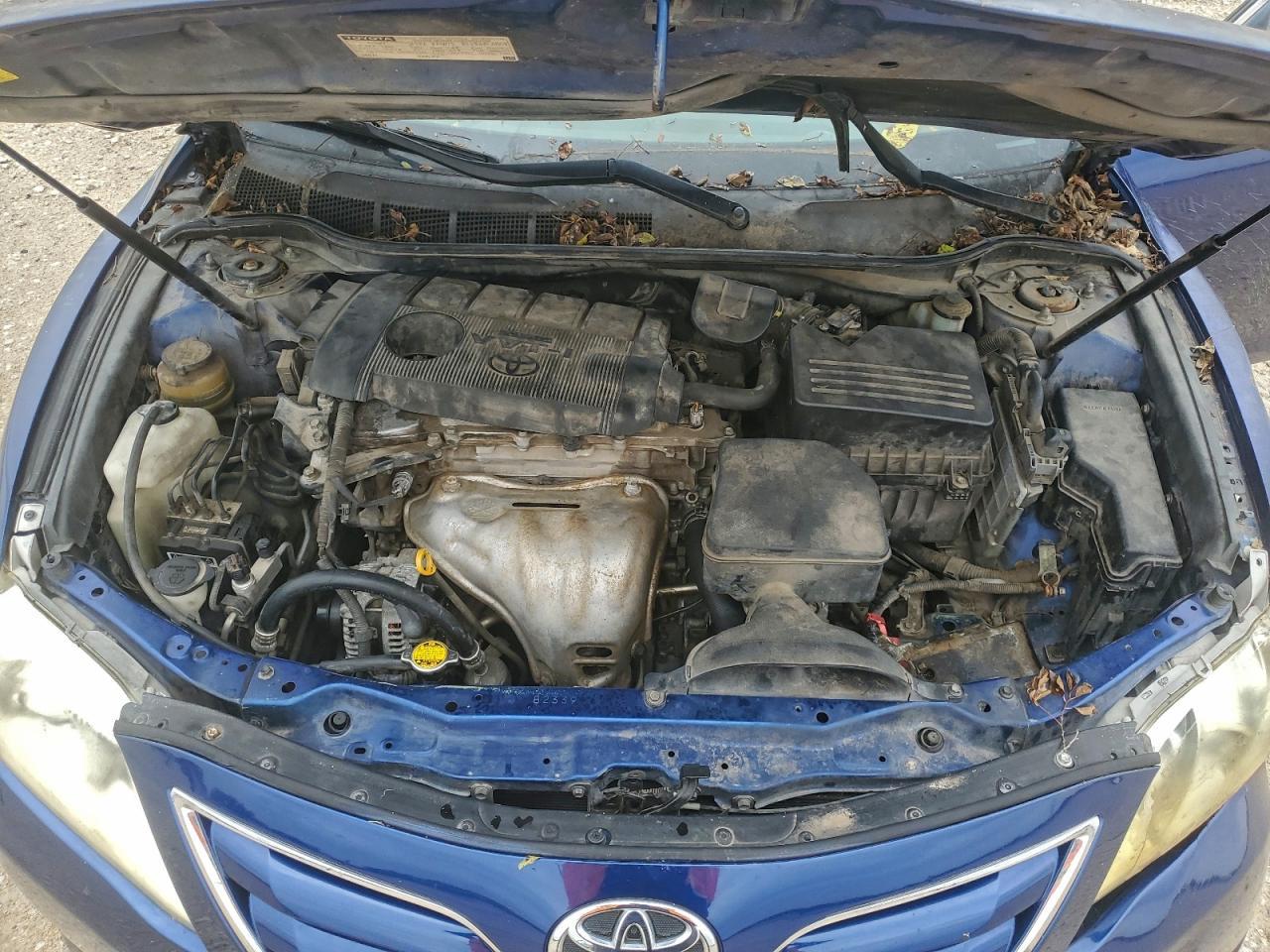 2011 TOYOTA CAMRY
