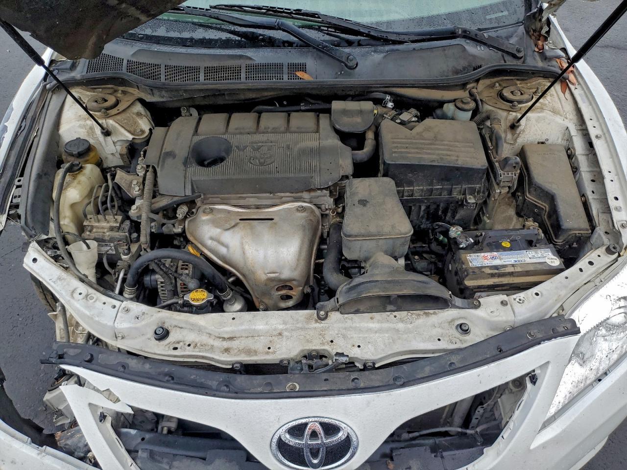 2011 TOYOTA CAMRY