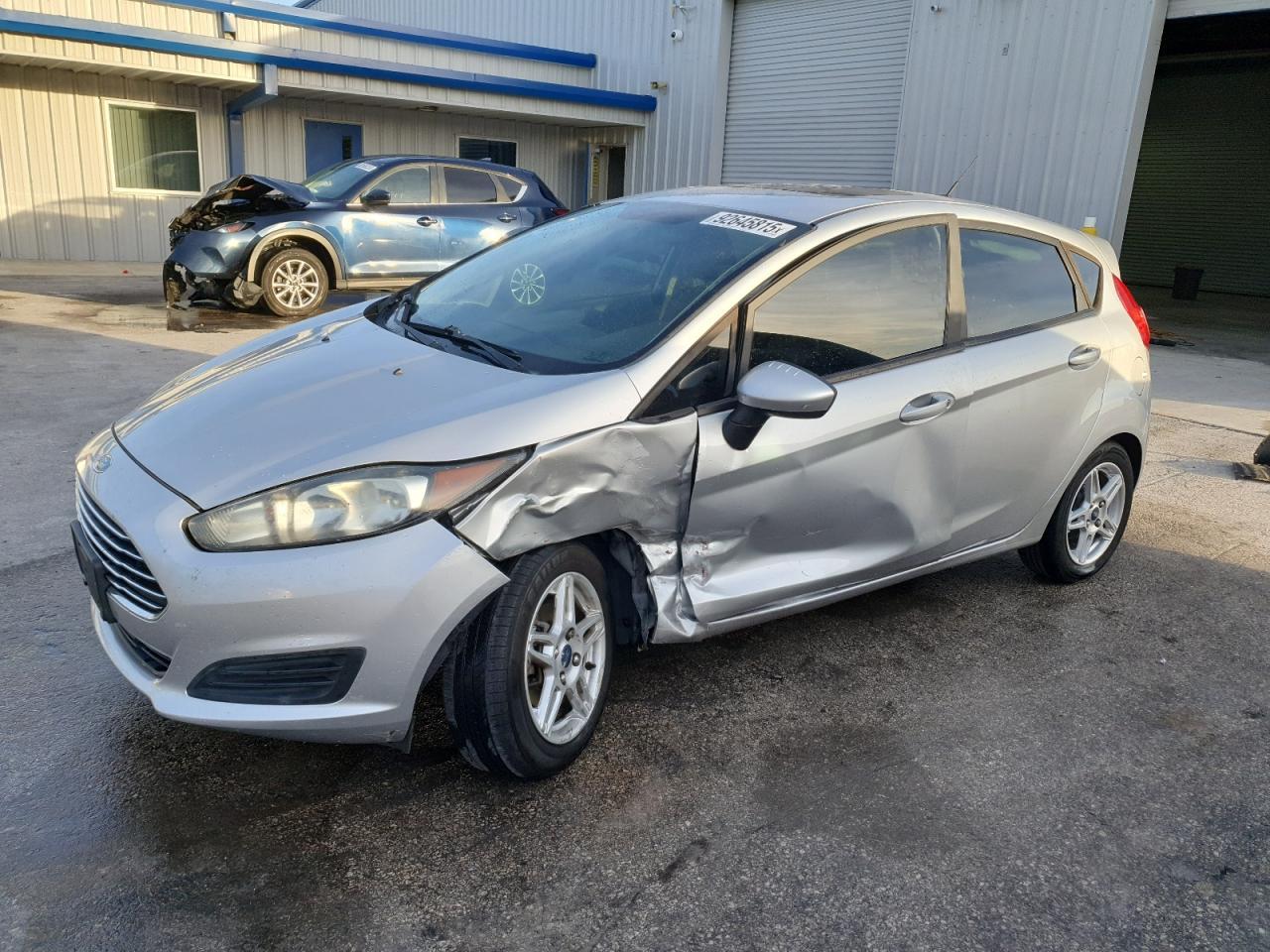 2017 FORD Fiesta