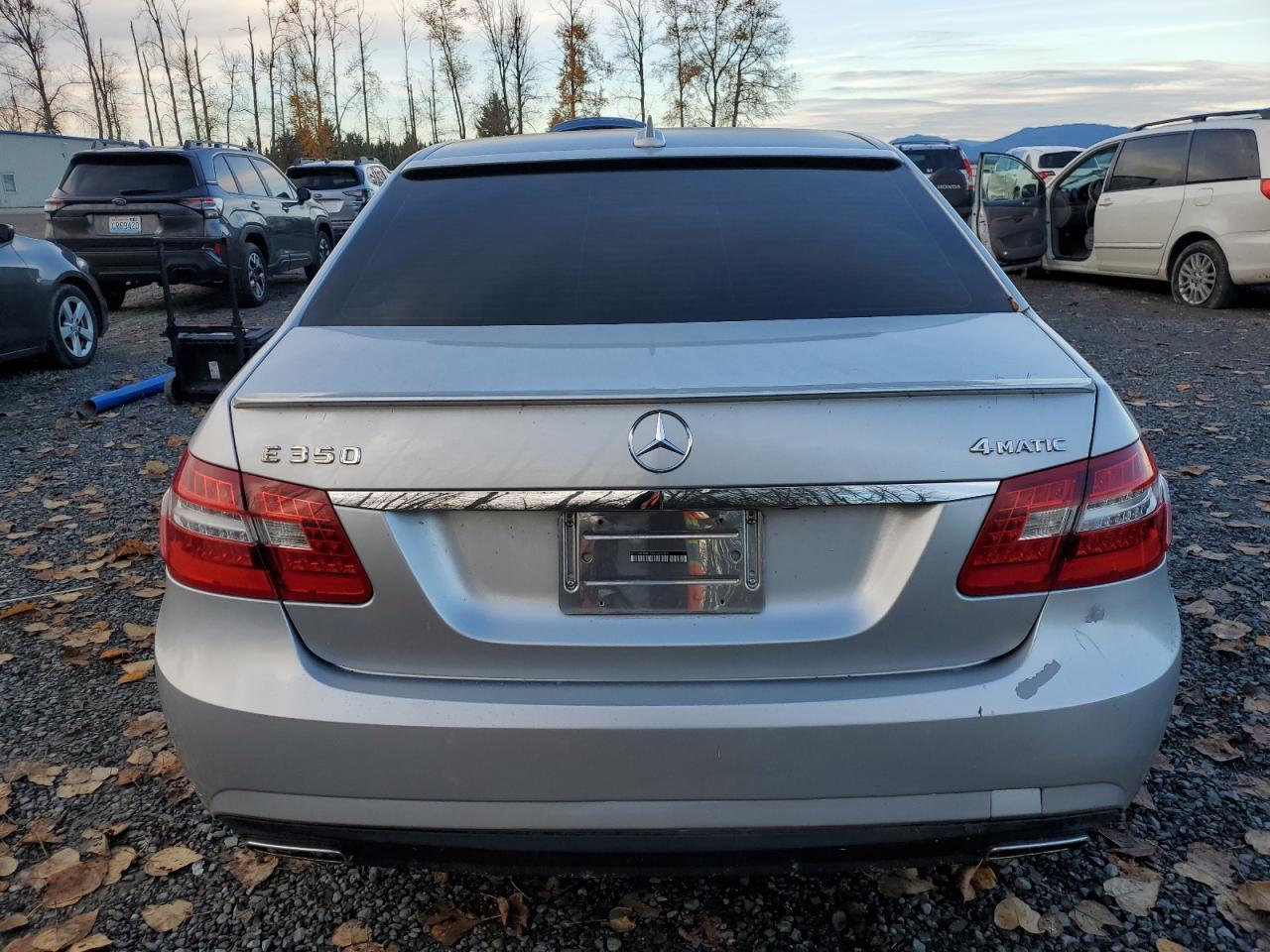 2011 MERCEDES-BENZ E-Class