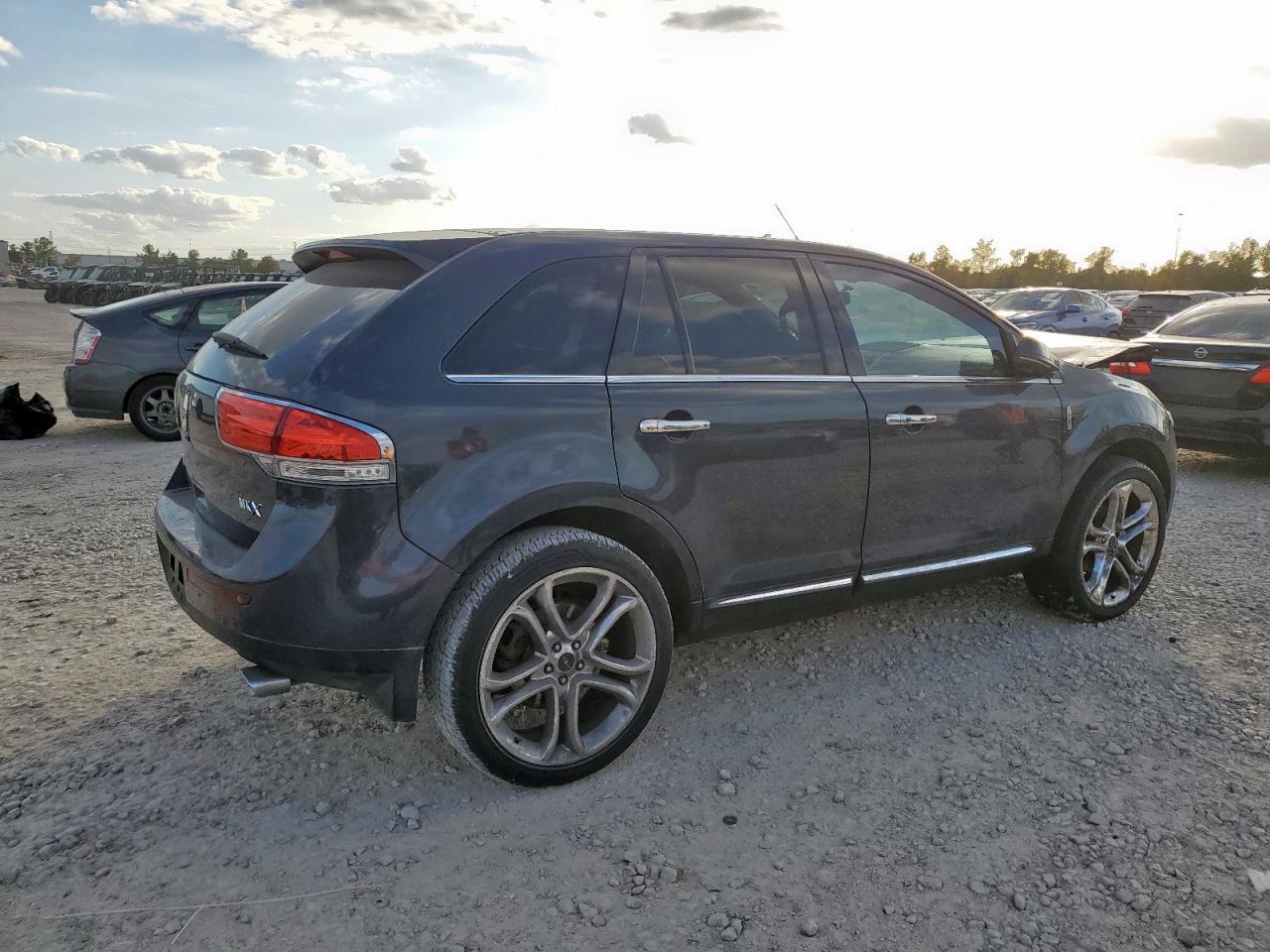2013 LINCOLN MKX