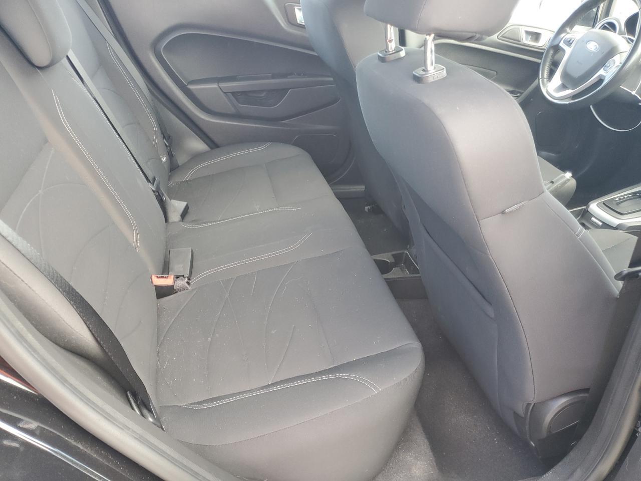 2014 FORD Fiesta