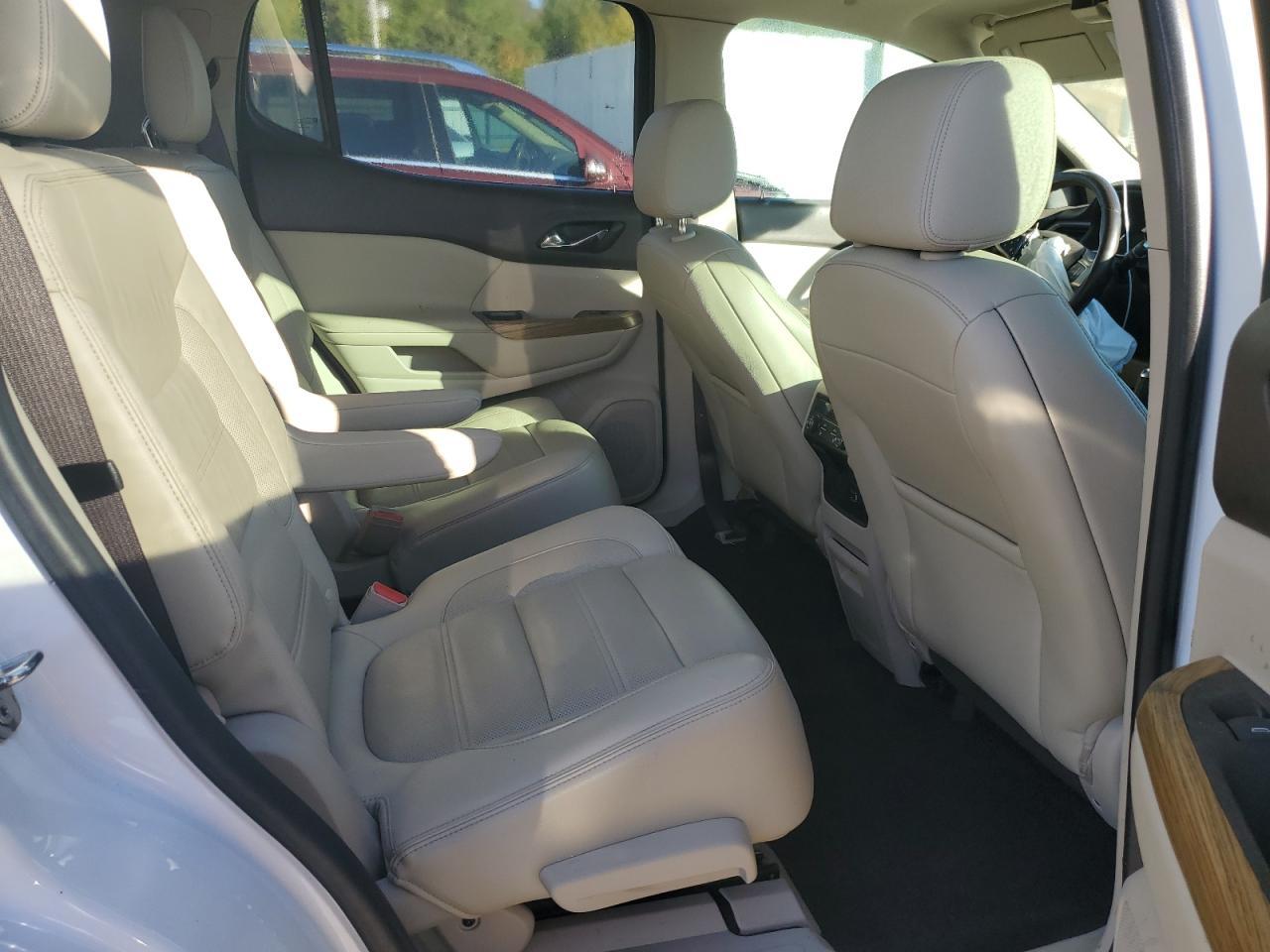 2017 GMC ACADIA