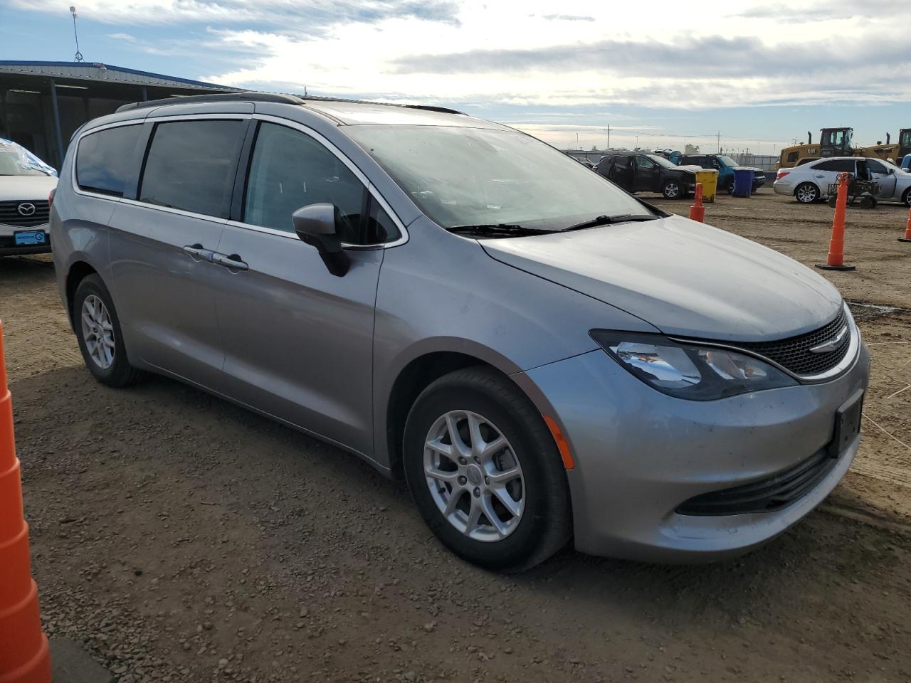 2020 CHRYSLER Voyager
