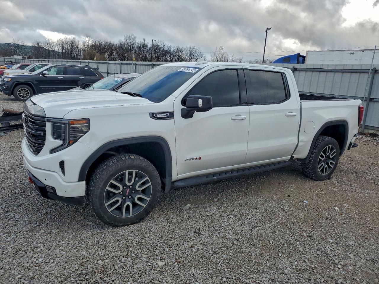 2023 GMC Sierra