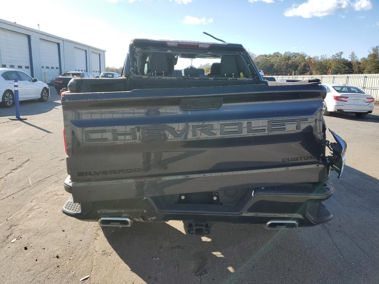 2024 CHEVROLET Silverado
