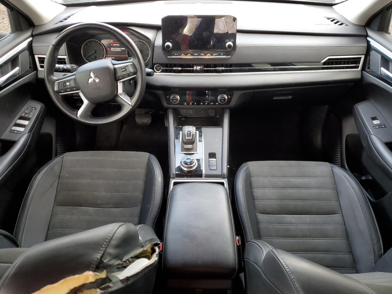 2024 MITSUBISHI outlander