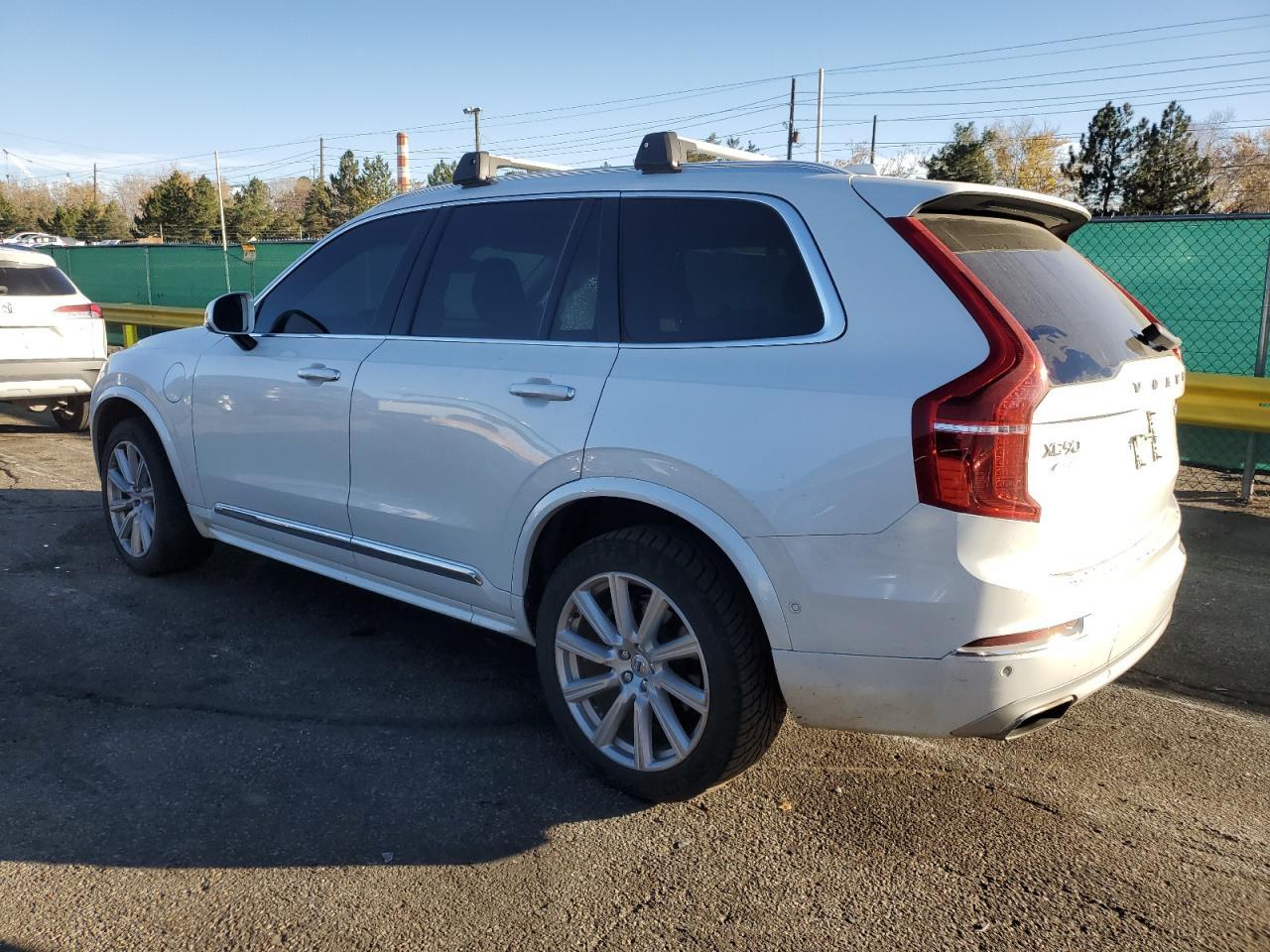 2019 VOLVO XC90