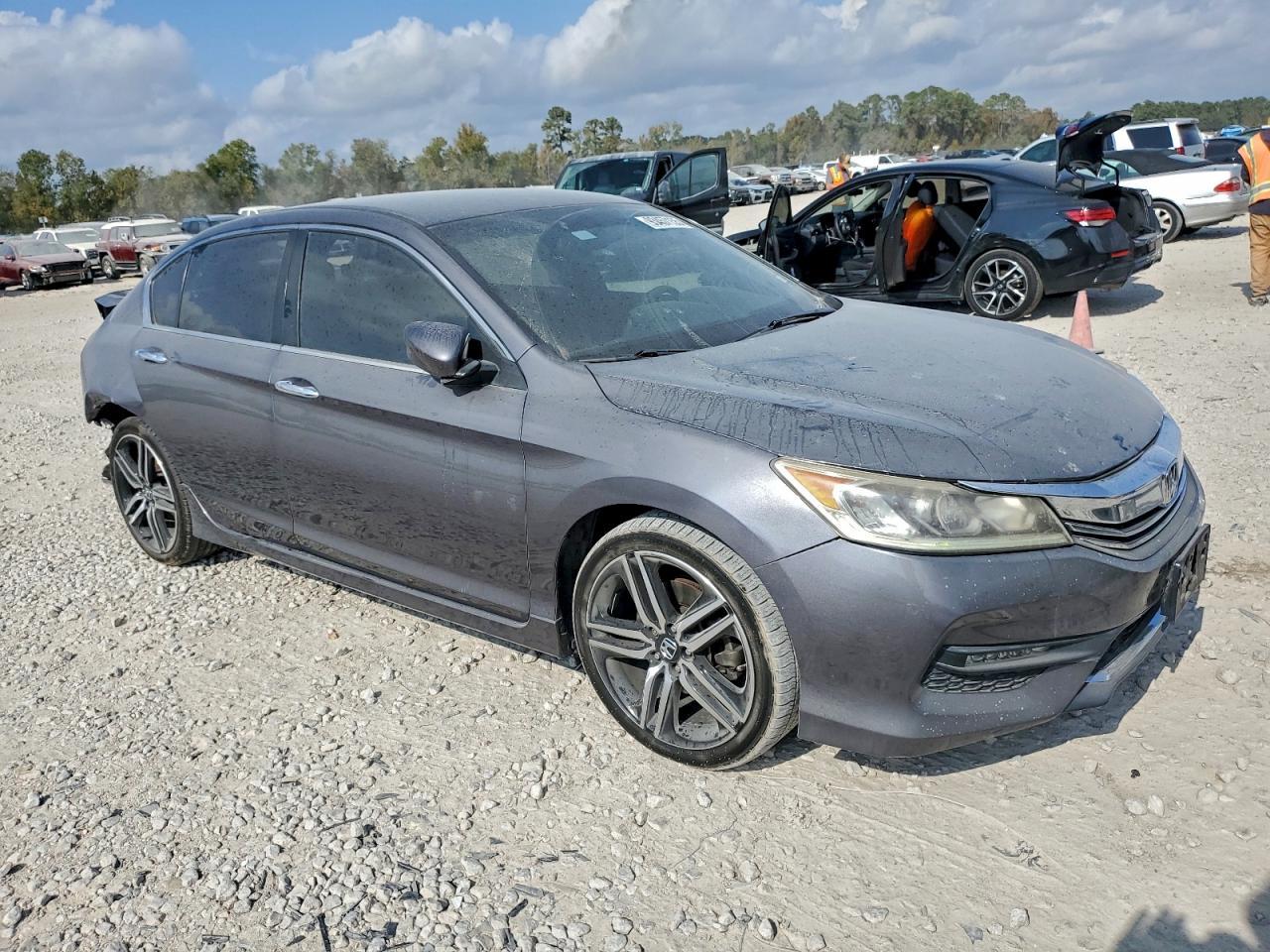 2017 HONDA ACCORD