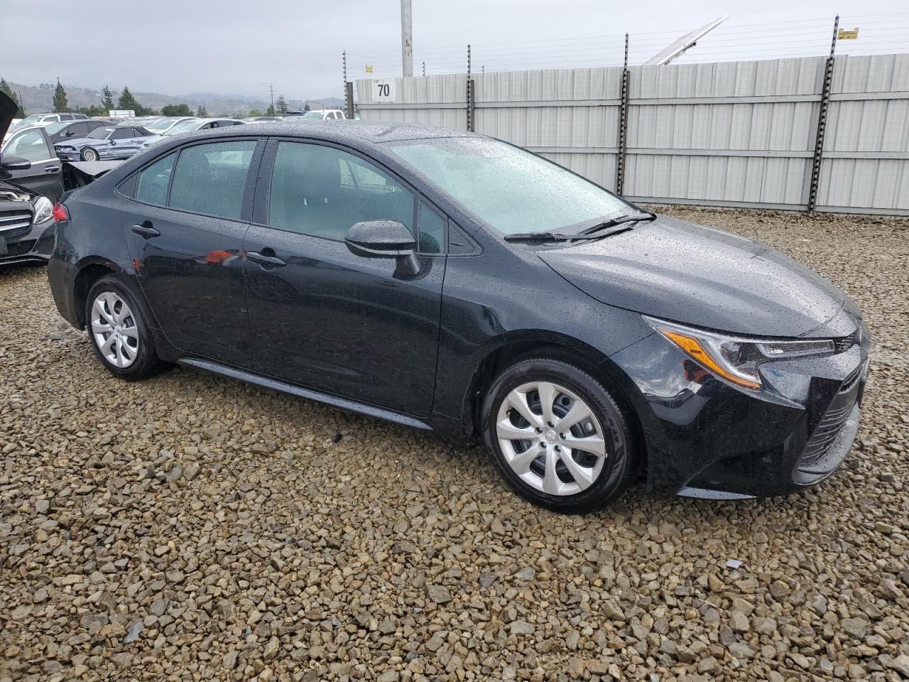 2025 TOYOTA COROLLA