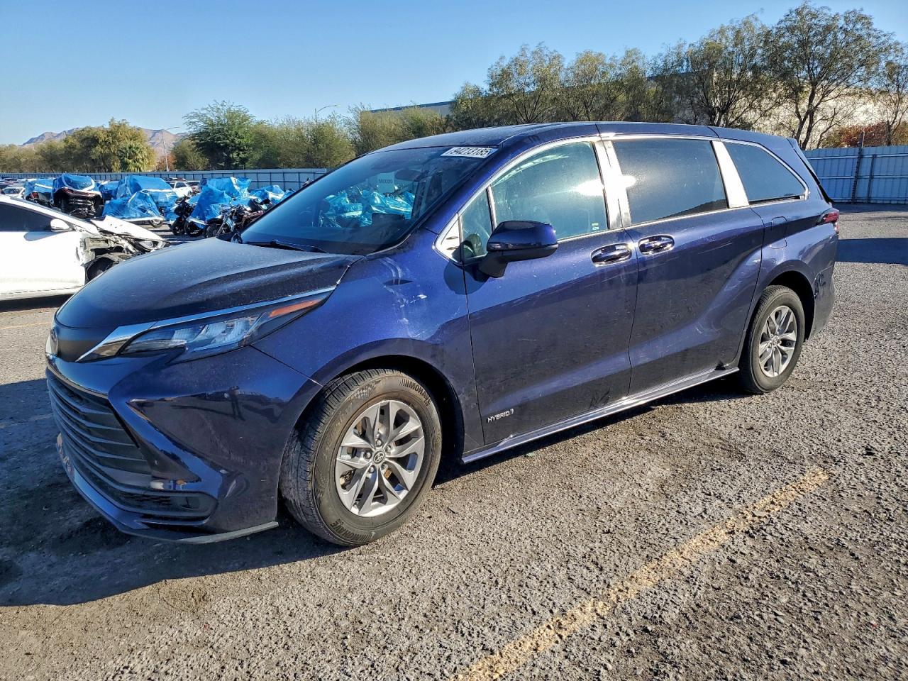 2021 TOYOTA SIENNA