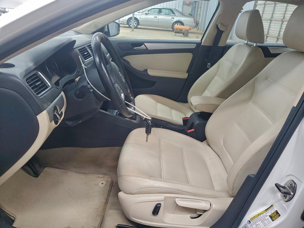 2013 VOLKSWAGEN JETTA
