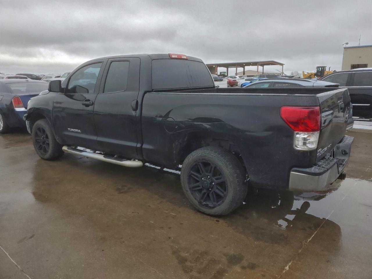 2011 TOYOTA TUNDRA