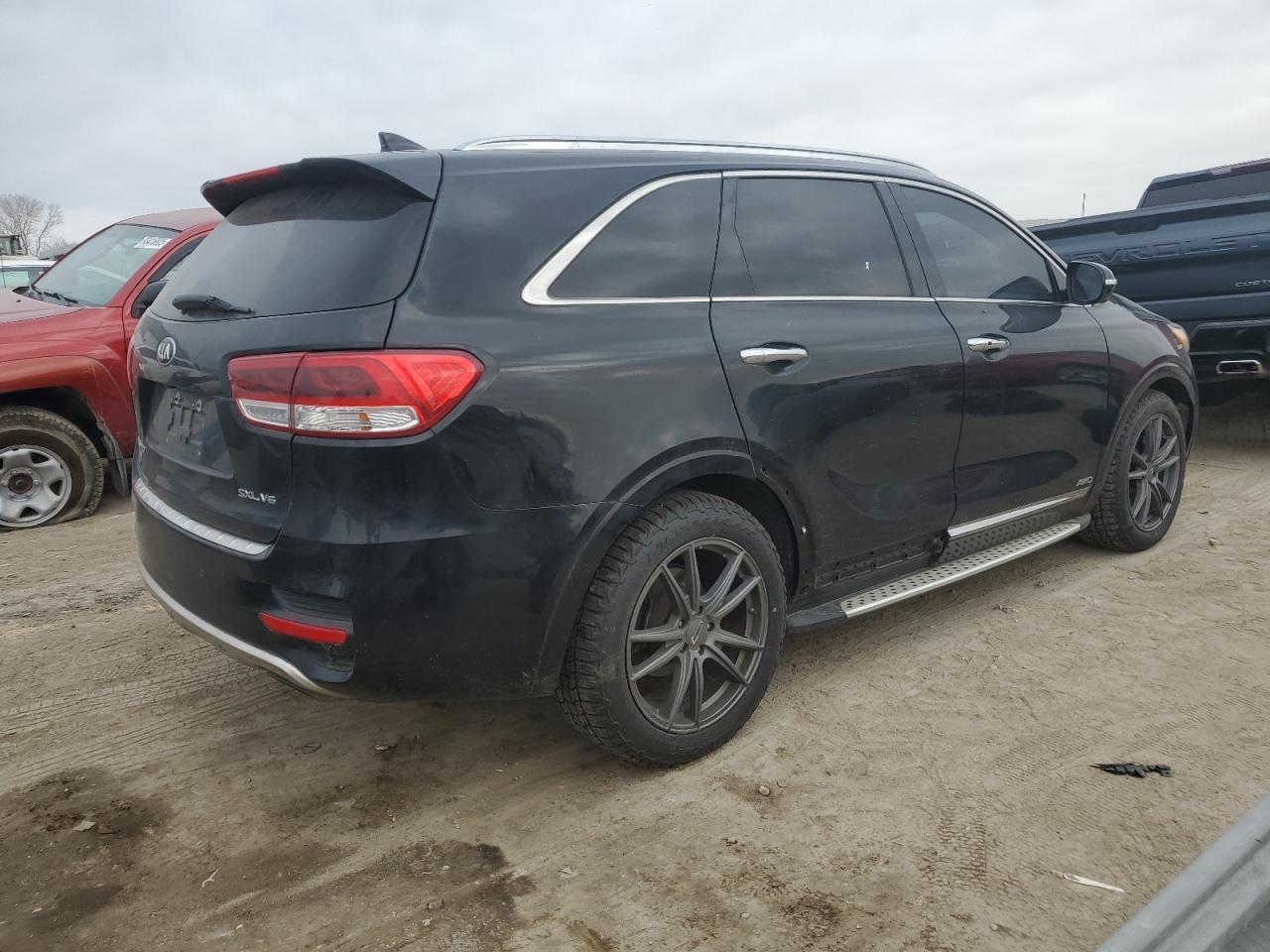2017 KIA SORENTO