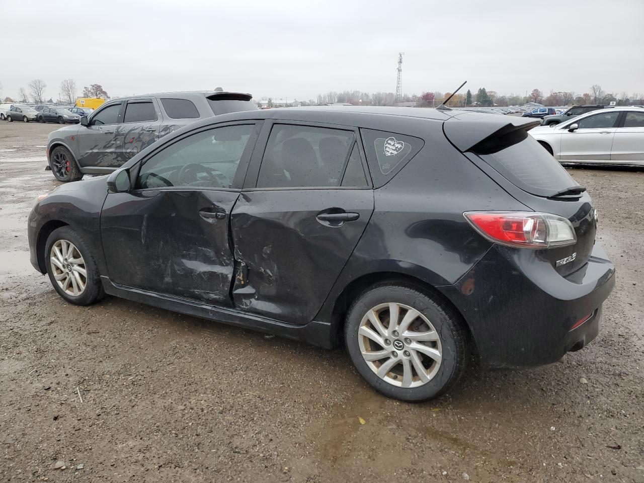 2013 MAZDA 3