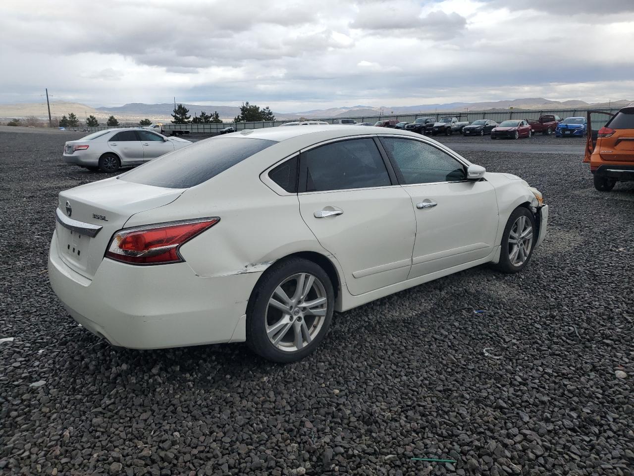 2014 NISSAN ALTIMA