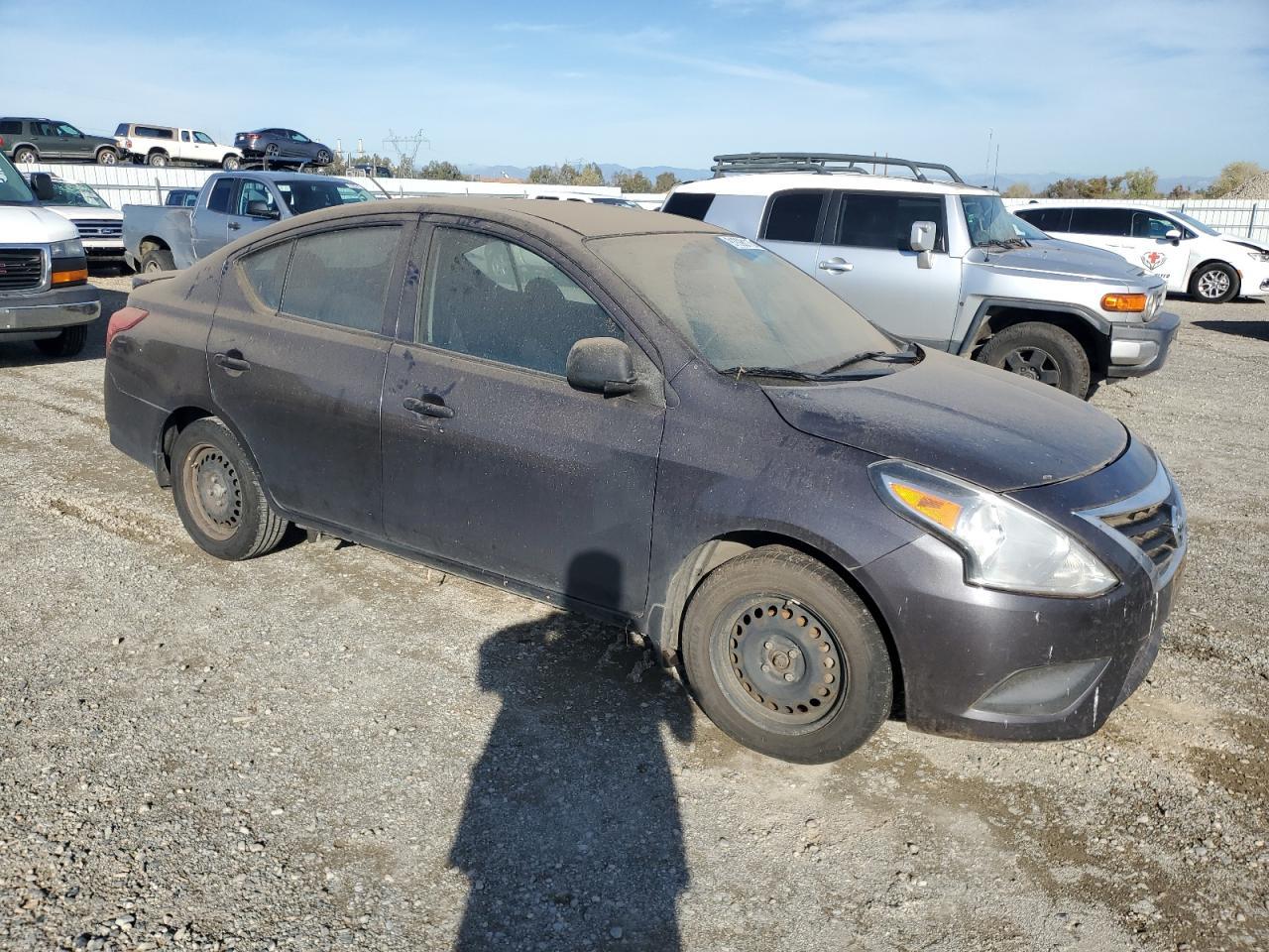 2015 NISSAN VERSA