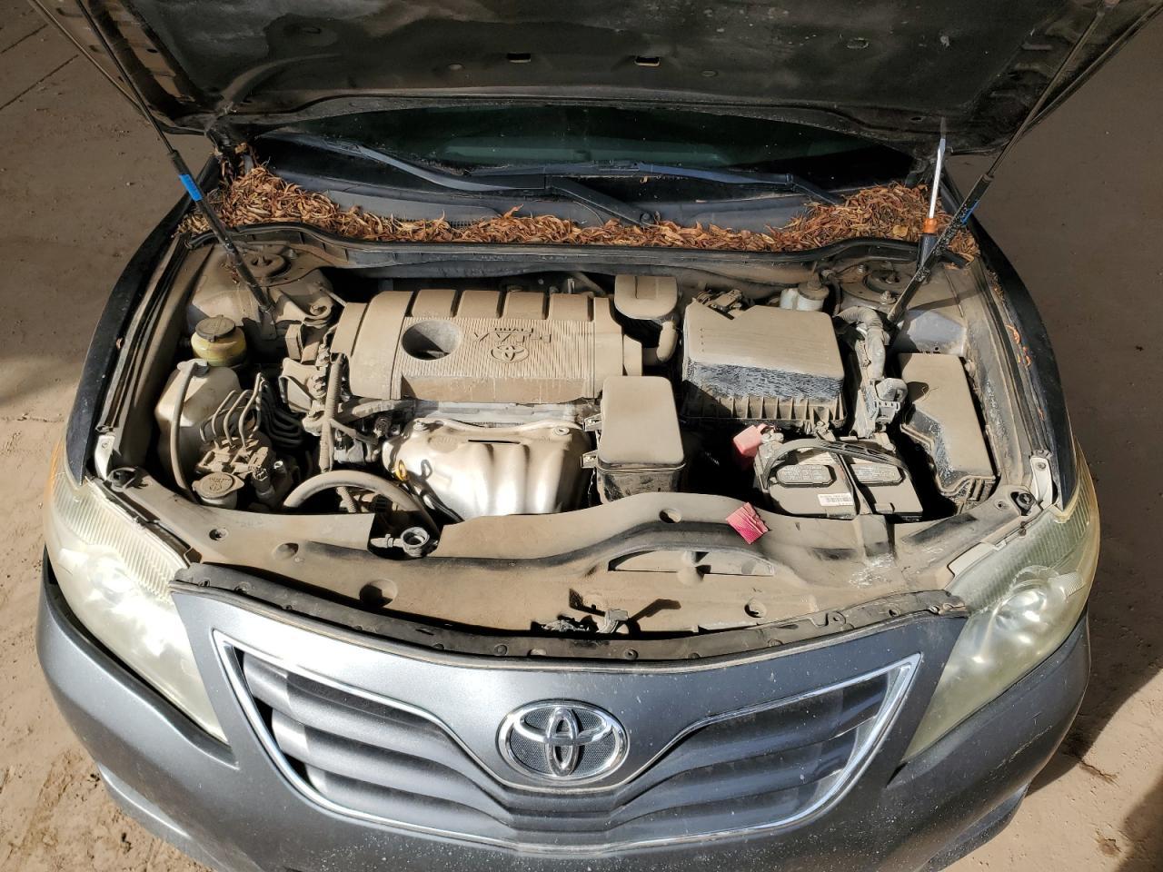 2011 TOYOTA CAMRY