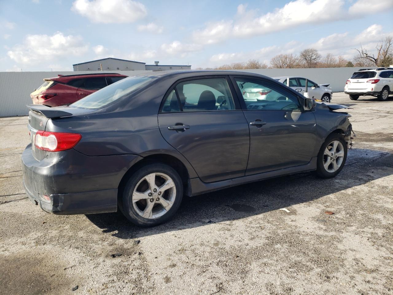 2011 TOYOTA COROLLA