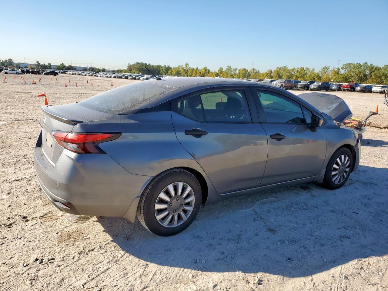 2020 NISSAN VERSA