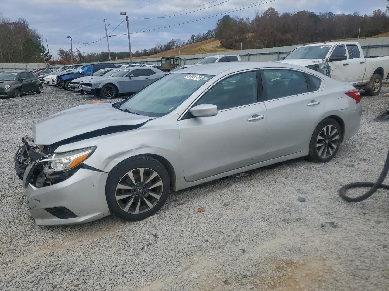 2017 NISSAN ALTIMA