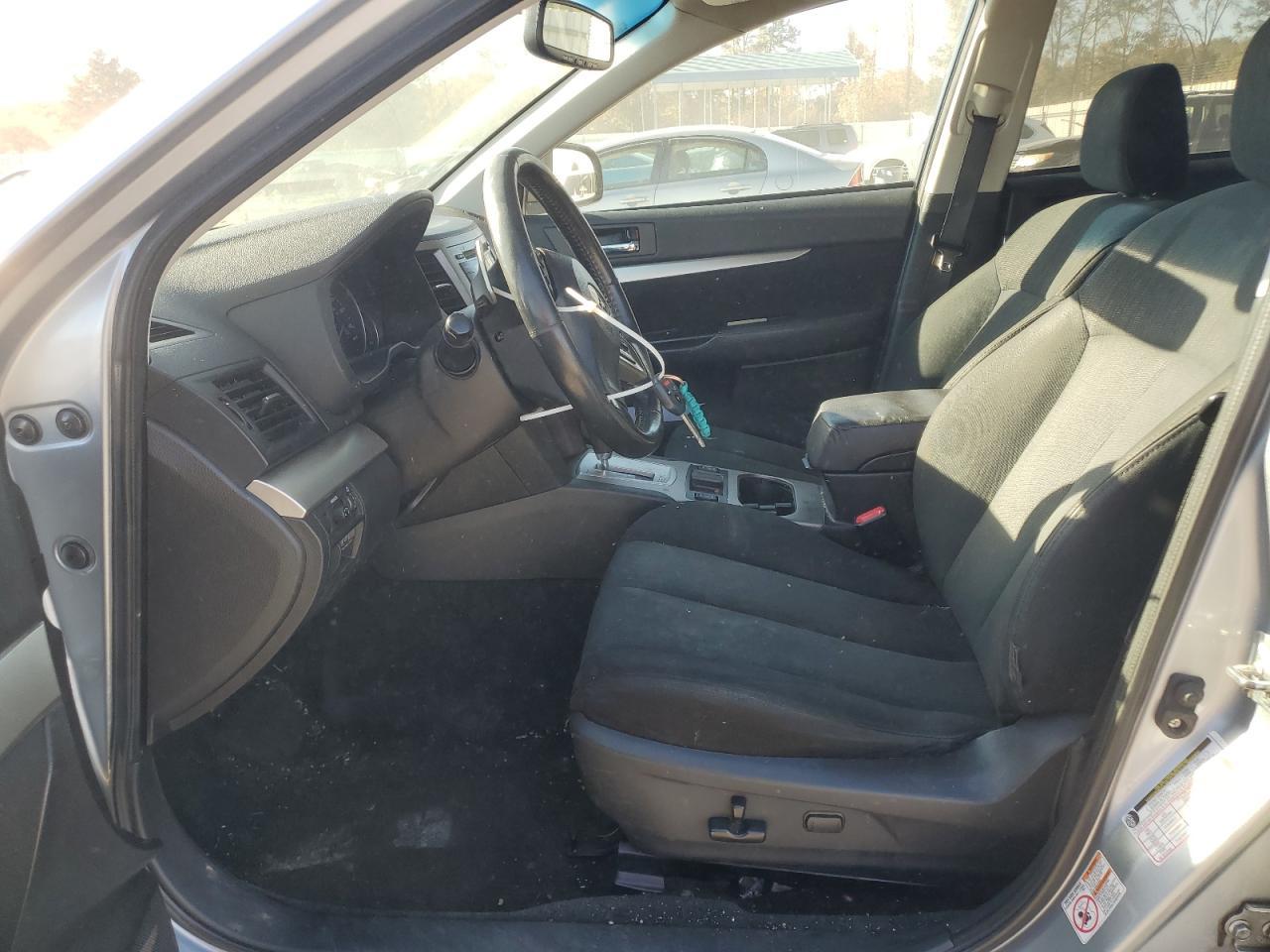 2013 SUBARU Outback