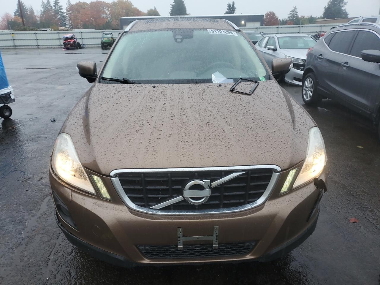 2010 VOLVO XC60