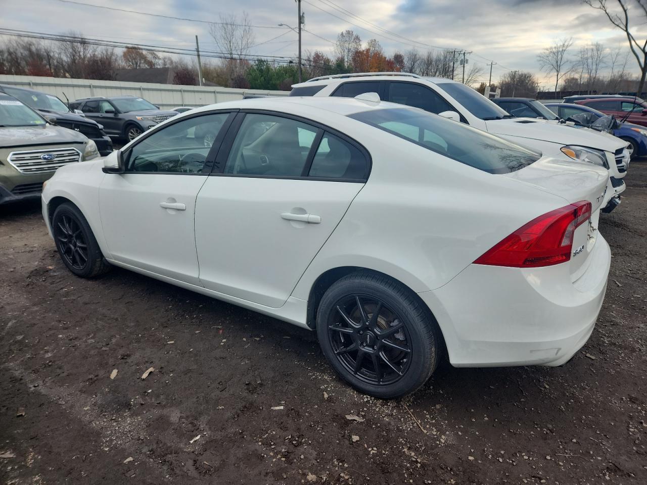 2014 VOLVO S60