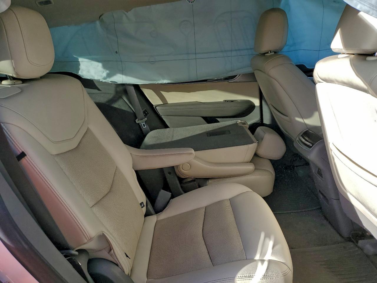 2021 CADILLAC XT6