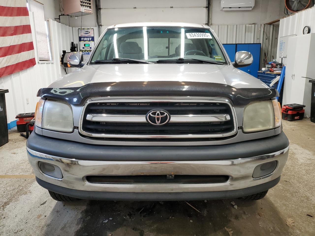 2001 TOYOTA TUNDRA