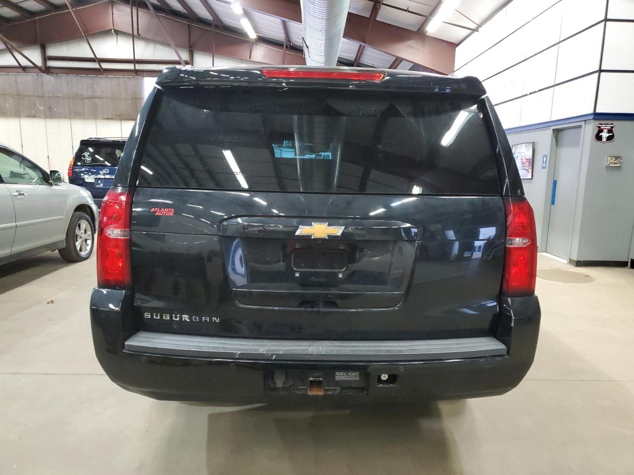 2018 CHEVROLET Suburban