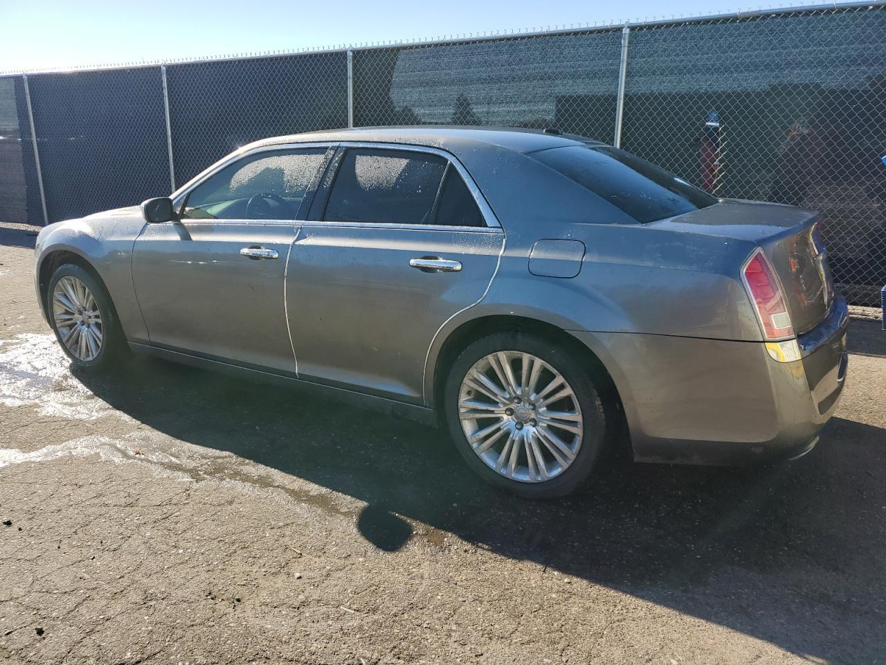 2011 CHRYSLER 300
