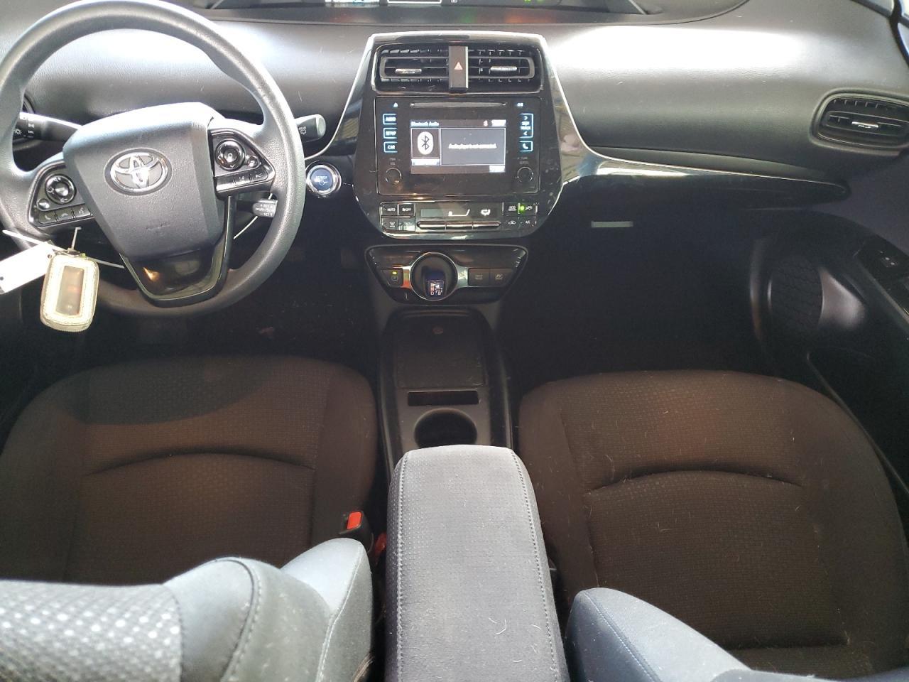2019 TOYOTA PRIUS